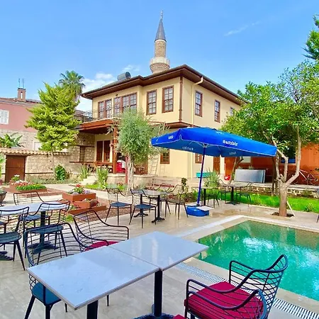 Necip Bey Konagi Homestay szállás