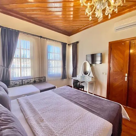 Necip Bey Konagi Homestay szállás *