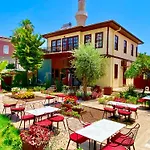 Rum i privatbostad Necip Bey Konagi *