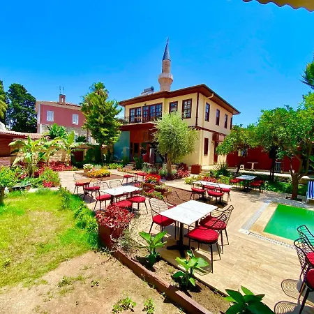 Alloggio in famiglia Necip Bey Konagi