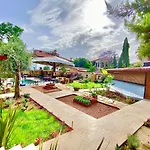 Necip Bey Konagi * Antalya